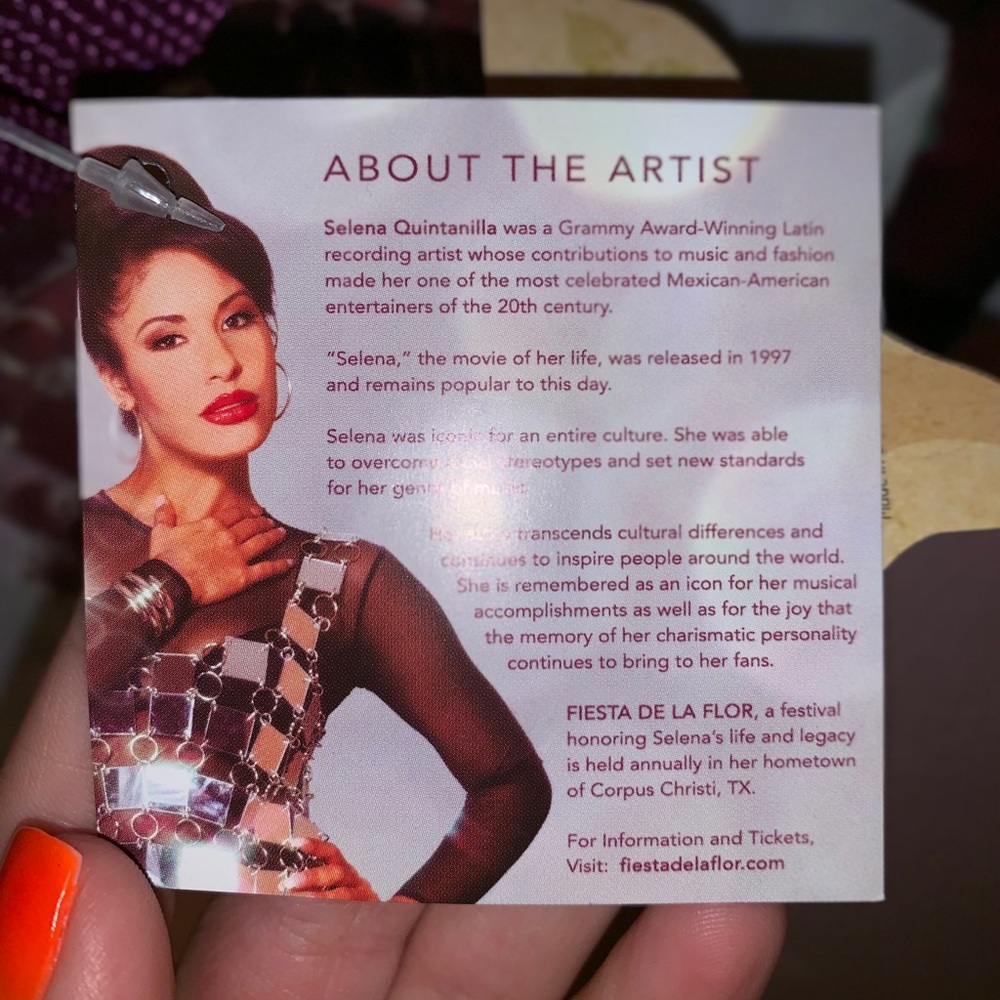 LIMITED EDITION SELENA GROCERY TOTE . - Picture 2 of 3